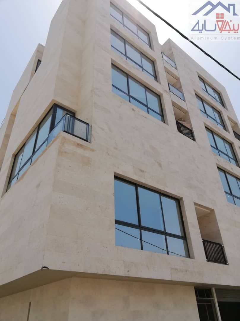 پنجره کشویی دو جداره مشکی - پروژه مهندس دبیری (2)